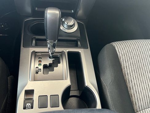 Used 2022 Toyota 4Runner SR5 image 27