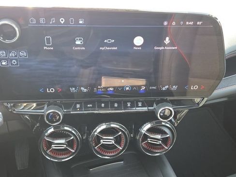 Used 2025 Chevrolet Blazer EV RS AWD/4WD image 29