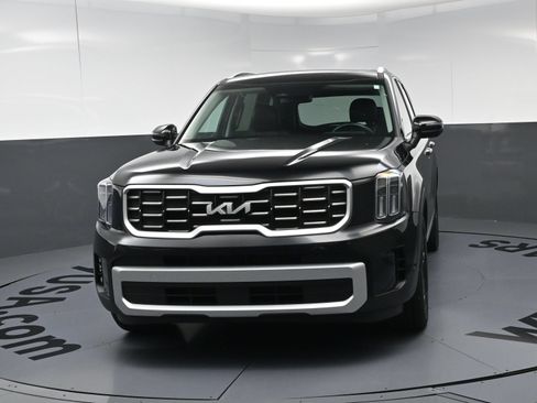 Used 2024 Kia Telluride S w/ S Sunroof Package FWD image 5