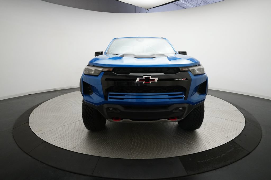 Used 2024 Chevrolet Colorado ZR2 AWD/4WD image 11