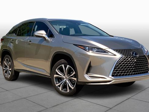 Used 2022 Lexus RX 350 FWD w/ Premium Package image 2