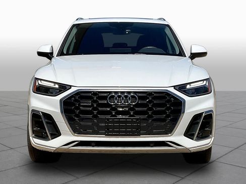 Used 2023 Audi Q5 2.0T Premium Plus w/ Premium Plus Package AWD/4WD image 4