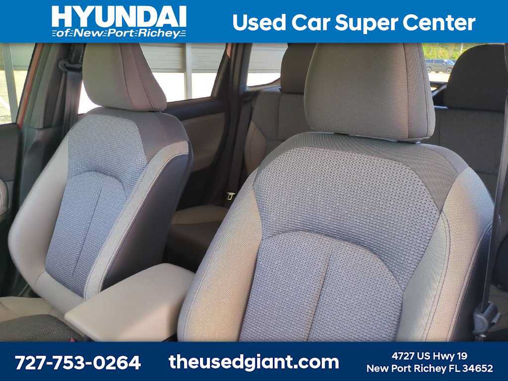 Used 2025 Subaru Forester Premium AWD/4WD image 7