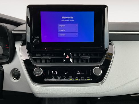 Used 2026 Toyota Corolla SE image 13