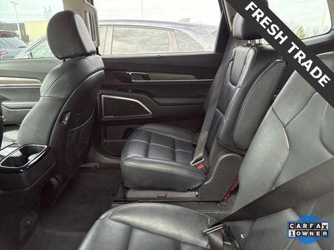 Certified 2022 Kia Telluride EX w/ EX Premium Package image 9