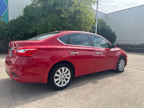 Used 2017 Nissan Sentra SV FWD image 6