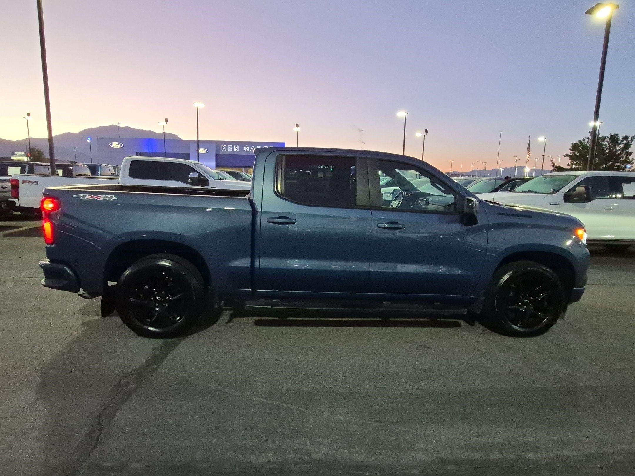 Used 2024 Chevrolet Silverado 1500 RST w/ Convenience Package II AWD/4WD image 2