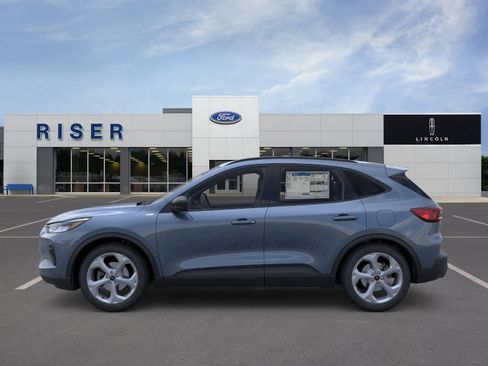 New 2026 Ford Escape ST-Line w/ Tech Pack #1 FWD image 3