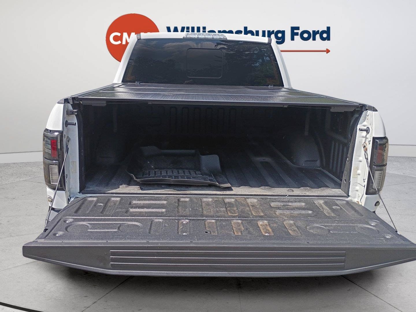 Used 2018 Ford F150 Raptor w/ Equipment Group 802A Luxury AWD/4WD image 19
