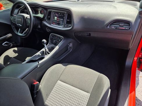 Used 2020 Dodge Challenger R/T Scat Pack RWD image 18