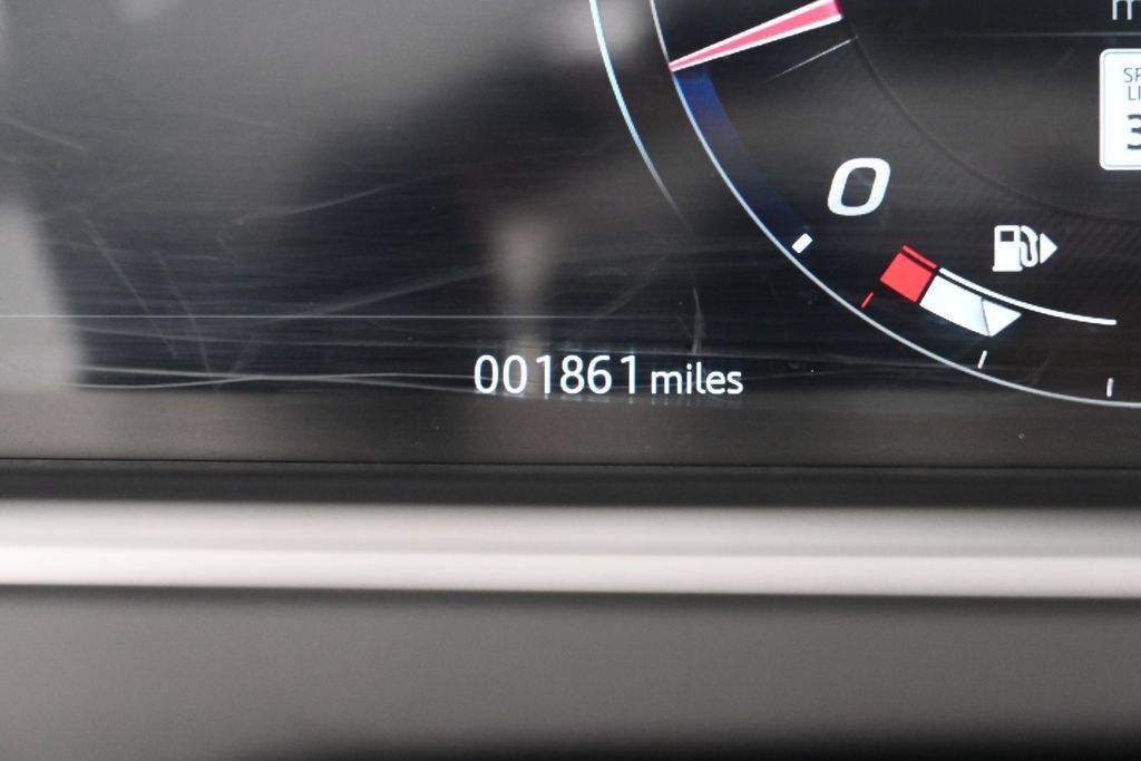 Used 2023 Jaguar F-TYPE R-Dynamic AWD/4WD image 13