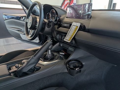 New 2026 MAZDA MX-5 Miata Club w/ Interior Package RWD image 14