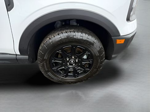 Used 2025 Ford Bronco Sport Badlands AWD/4WD image 30
