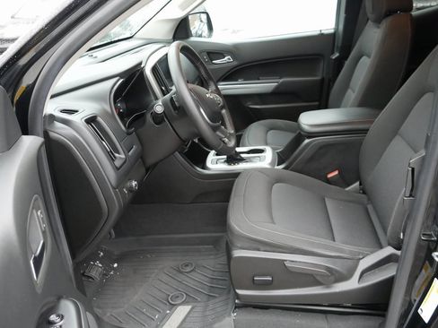 Used 2022 Chevrolet Colorado LT image 8