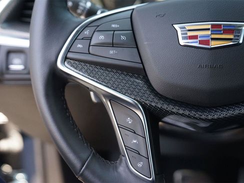 Used 2025 Cadillac XT5 Sportv w/ Technology Package AWD/4WD image 23