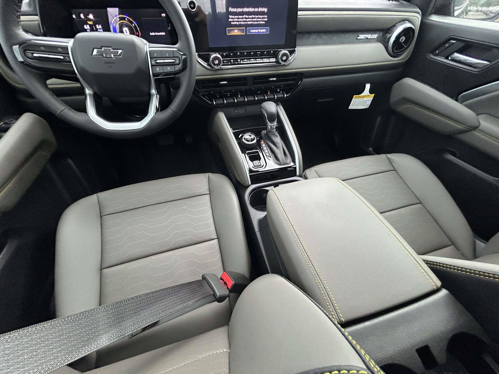New 2026 Chevrolet Colorado ZR2 w/ Technology Package AWD/4WD image 17