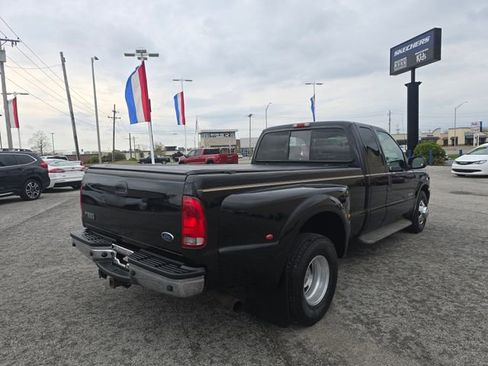 Used 2003 Ford F350 XLT image 5