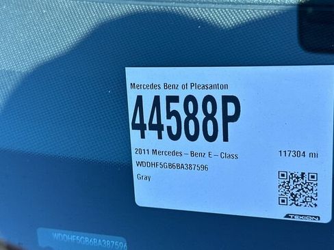 Used 2011 Mercedes-Benz E 350 Sedan image 4