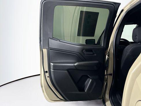 Used 2024 Chevrolet Colorado Trail Boss w/ Technology Package AWD/4WD image 26