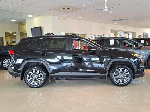 Certified 2023 Toyota RAV4 XLE Premium image 8