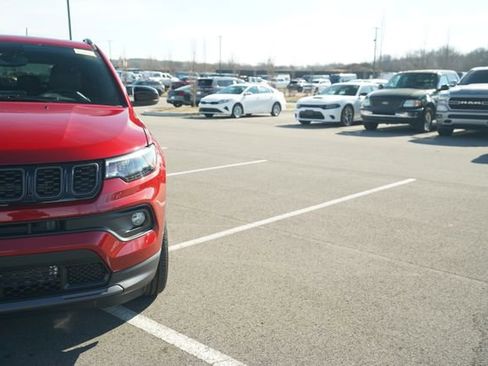 New 2026 Jeep Compass Latitude w/ Sun and Sound Group image 40