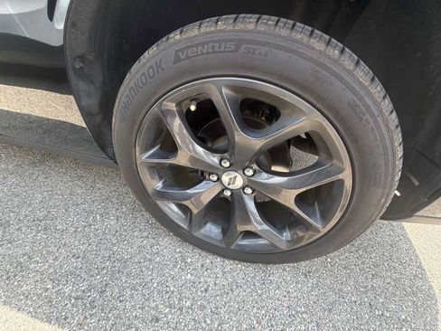 Used 2018 Dodge Challenger R/T Plus RWD image 31