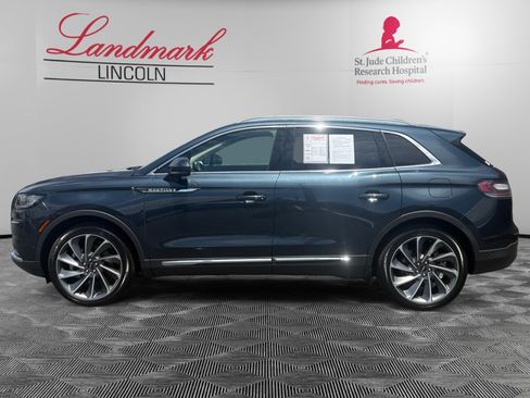 Certified 2023 Lincoln Nautilus Reserve w/ Equipment Group 202A AWD/4WD image 2