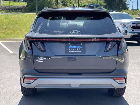 Used 2025 Hyundai Tucson Limited FWD image 4