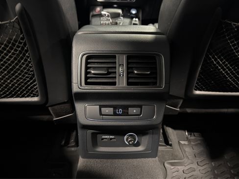 Used 2019 Audi SQ5 Prestige w/ Prestige Package AWD/4WD image 42