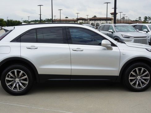 Used 2019 Cadillac XT4 Sport FWD image 4