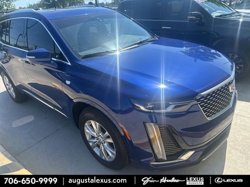 Used 2023 Cadillac XT6 Luxury FWD image 1