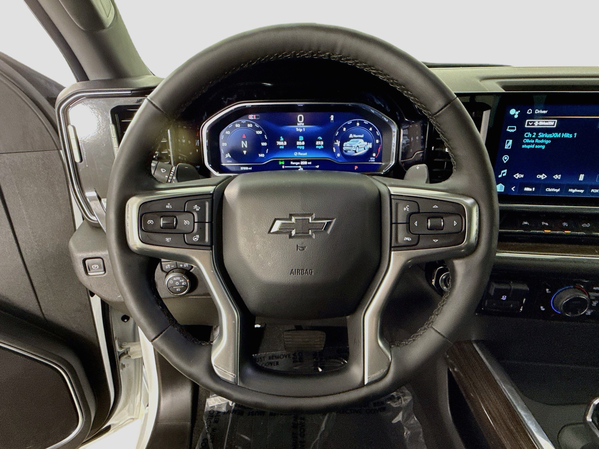 Used 2024 Chevrolet Silverado 1500 RST AWD/4WD image 13