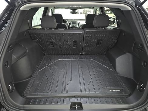 Used 2021 Chevrolet Equinox LT w/ LPO, Floor Liner Package AWD/4WD image 11