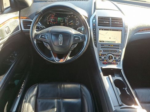 Used 2018 Lincoln MKZ Select w/ Select Plus Package image 12