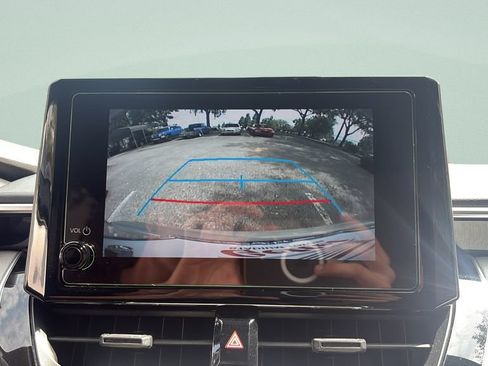 Used 2024 Toyota Corolla SE FWD image 17