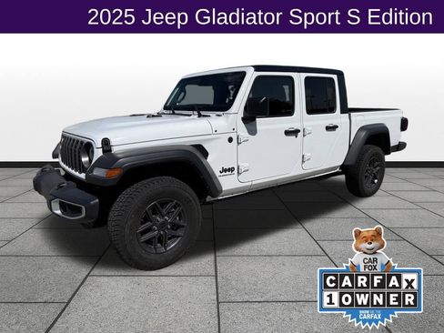 Used 2025 Jeep Gladiator Sport AWD/4WD image 1