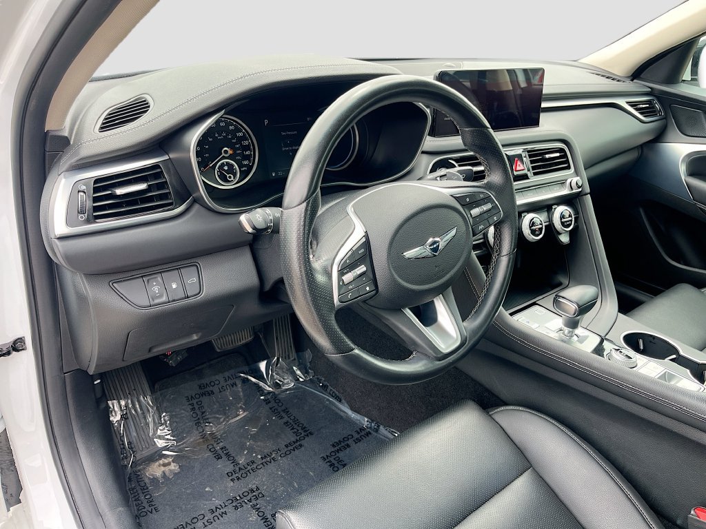 Used 2022 Genesis G70 2.0T RWD image 9