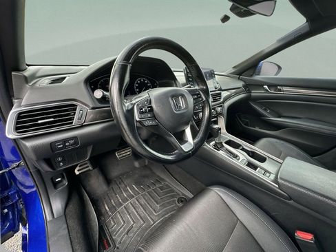 Used 2019 Honda Accord Sport image 10