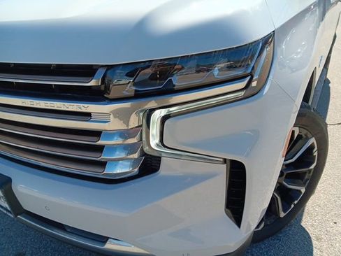 Used 2023 Chevrolet Tahoe High Country image 5