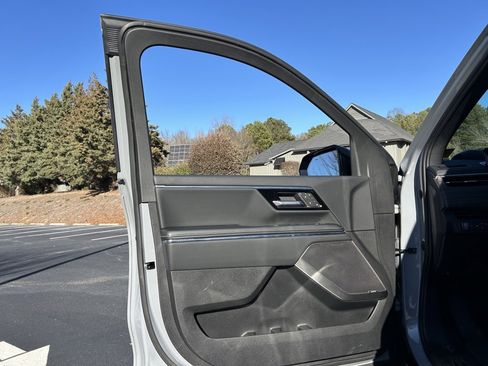 Used 2025 GMC Sierra EV Denali image 53