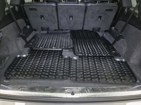 Used 2018 Audi Q7 3.0T Premium Plus w/ Premium Plus Package image 13