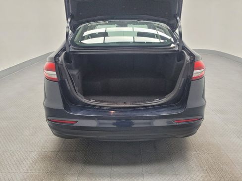 Used 2020 Ford Fusion SE image 29