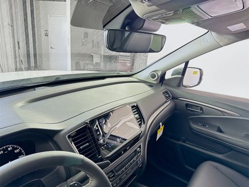 New 2025 Honda Ridgeline RTL image 6