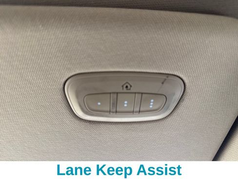 Used 2019 RAM 1500 Laramie AWD/4WD image 27