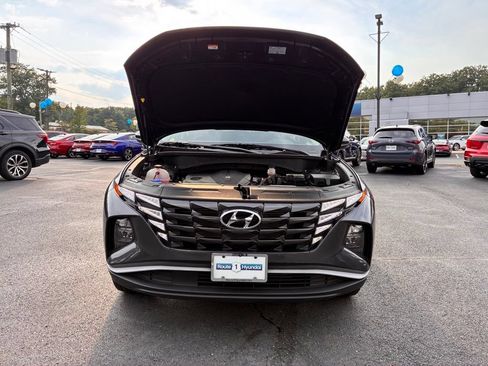 Used 2023 Hyundai Tucson SE AWD/4WD image 10