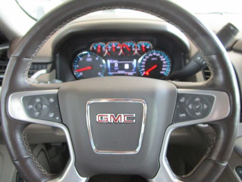 Used 2019 GMC Yukon XL SLT RWD image 38