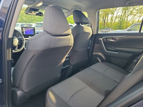 Certified 2025 Toyota RAV4 XLE AWD/4WD image 10