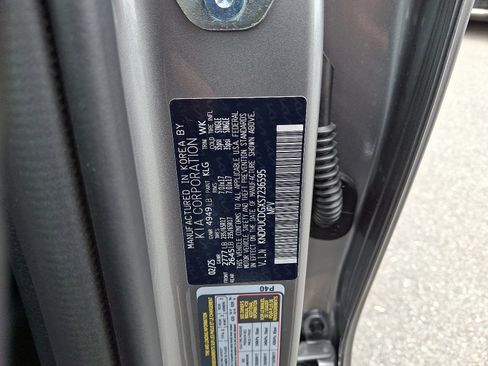 New 2025 Kia Sportage LX image 16