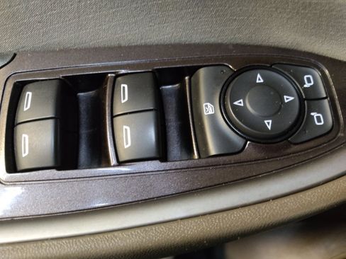 Used 2021 Chevrolet Malibu LS FWD image 27