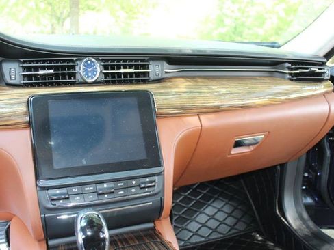 Used 2017 Maserati Quattroporte S GranLusso image 23